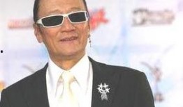 谢贤听到媒体爆料的视频,揭秘幕后真相