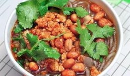 小西酸辣粉爆料视频大全,揭秘网红美食背后的美味奥秘