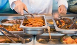 外卖快餐爆料事件视频,食品安全问题再引关注