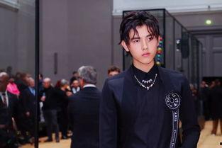 陈飞宇吃瓜娱乐圈视频